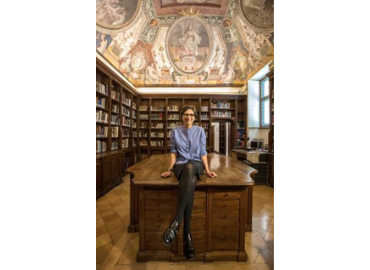 Professor Evonne Levy in the Sala del Disegno of the Palazzo Zuccari, the seat of the Bibliotheca Hertziana in Rome.